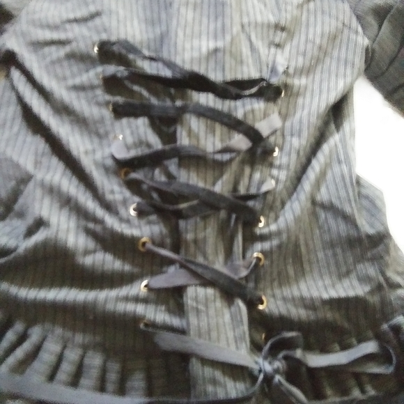 Hot topic black corset - Picture 4 of 4